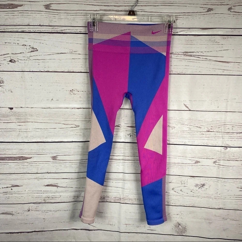 NIKE Dri-Fit simless Women's Sculpt Lux High Rise Tight Fit leggings Sz S